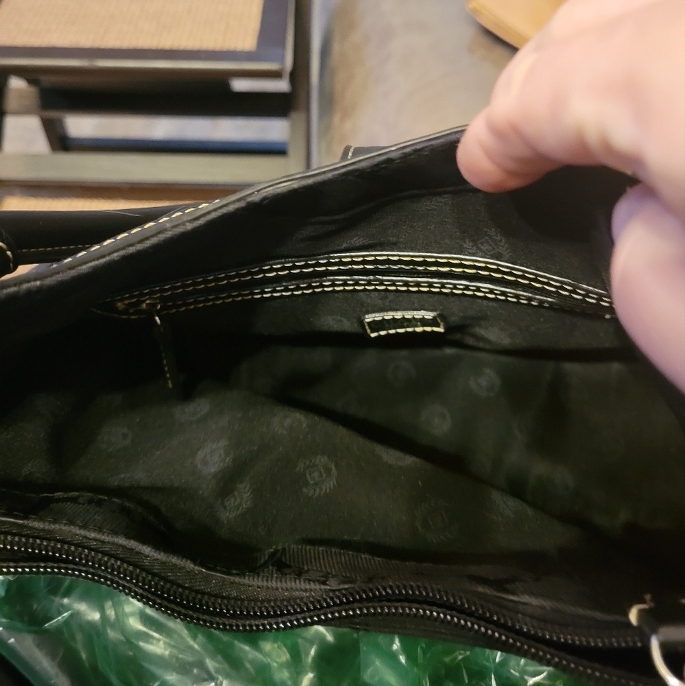 Chaps Milano hobo bag - Picture 6 of 7